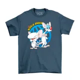 Remera negra de algodón con estampado frontal de los personajes Pinky y Cerebro sobre un fondo circular azul y la frase New World Order.