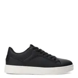 Championes urbanos de la marca Push, modelo Tuke, de diseño minimalista en color blanco con suela a tono y cordones al frente.