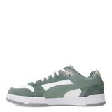 Championes urbanos Puma modelo Game Low SD, con diseño de paneles en cuero y gamuza color verde menta y blanco. Presentan cordones blancos, suela de goma blanca y detalles en tono neutro.
