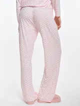 Pantalón de dormir de corte recto y calce relajado, confeccionado en viscosa con elastano de tacto suave. Presenta cintura elastizada para mayor comodidad y fluidez en la caída.