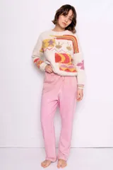 Pantalón de jogging rosado, de tiro medio y cintura elastizada.