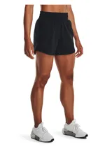 Short deportivo negro con cintura elástica fruncida y logo de la marca en la pierna.