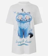 Remera de algodón color blanco con estampa frontal de los personajes Derpy y Sussie, de cuello redondo y manga corta.