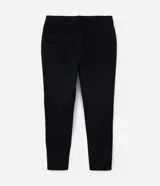 Pantalón skinny de sarga color negro, de talle alto con trabillas para cinturón, cierre de cremallera y botón, y bolsillos funcionales.