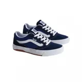 Championes Vans modelo BMX Proof Wafflecup, color azul marino con detalles en blanco. Presentan la icónica banda lateral de Vans, suela de goma color caramelo con tecnología Wafflecup y cordones blancos.