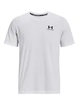 Remera de manga corta Under Armour, color blanco, con cuello redondo acanalado y logo de la marca estampado en pequeño en el pecho.