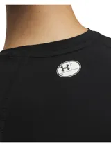 Remera térmica de manga larga Under Armour, modelo HeatGear, diseñada como capa base de alto rendimiento. Presenta un ajuste ceñido al cuerpo, cuello redondo y costuras ergonómicas para evitar rozaduras. Incluye el logo de la marca estampado en el pecho.