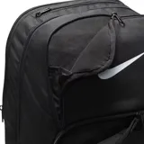 Mochila Nike Brasilia X-Large Backpack 9.0 de color negro, con gran capacidad y múltiples compartimentos. Presenta el logo Nike en blanco en la parte superior frontal y un bolsillo frontal inferior liso.