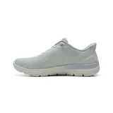 Championes deportivos Skechers Slip-Ins Summits - Sweet Skies de color gris, con tecnología sin manos, parte superior de malla técnica y cordones elásticos ajustables.