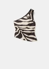Top asimétrico de viscosa con diseño estampado animal print tipo zebra, de un solo hombro con tirante fino.
