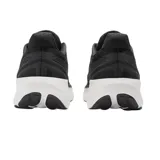 Championes de running New Balance Fresh Foam X 1080v13, color negro con suela blanca.