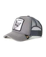 Gorra trucker Goorin Bros modelo Silver Fox de color gris con visera curva y malla trasera. Cuenta con un parche frontal bordado con la ilustración de un zorro y la leyenda 'Silver Fox'.