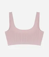 Soutien top color rosa claro, de poliamida con acabado seamless, escote redondo y breteles anchos fijos.