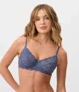 Soutien de encaje floral color azul, sin copa, con aro, tirantes finos ajustables y cierre en la espalda.
