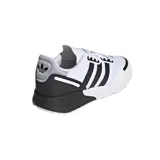 Championes urbanos Adidas modelo ZX 1K Boost, con diseño bicolor en blanco y negro. Presentan una parte superior de malla transpirable con las icónicas tres bandas laterales, refuerzo en el talón y suela con tecnología Boost para mayor amortiguación.