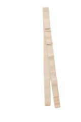 Extensor de corpiño color beige, con tres ganchos en cada extremo y múltiples posiciones para ajustar el contorno.