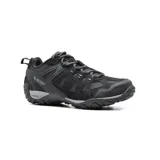 Championes de trekking Hi-Tec modelo Patsy, con diseño robusto en tonos beige, negro y verde oliva. Presentan una suela de goma con relieve para mayor tracción, refuerzos en la puntera y el talón, y cordones ajustables.
