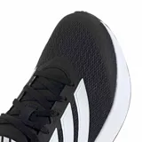 Championes de running Adidas Runfalcon 6 W para mujer, de color negro con las tres tiras características en los laterales y la mediasuela en color blanco.