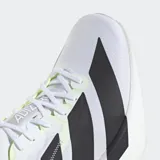 Championes Adidas Adizero Adios Pro 4, color blanco con detalles en negro y rojo.