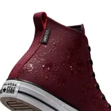 Championes Converse Chuck Taylor All Star Tec Tuff de bota alta, color bordó con cordones negros y suela de goma blanca con puntera clásica.