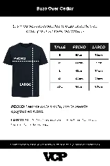 Buzo de frisa con efecto de lavado snow, corte oversize, cuello alto con medio cierre frontal y bordado al tono en el pecho. Cuenta con bolsillos laterales.