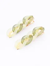 Set de dos broches para el cabello, tipo pinza, con eslabones grandes de acrílico en tonos rosados y blancos jaspeados, con base metálica dorada.