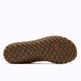 Championes Merrell modelo Wrapt, color marrón tabaco. Diseño tipo barefoot con parte superior de cuero, cierre de cordones y suela de goma con relieve agresivo para mayor tracción.