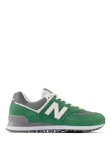 Championes deportivos New Balance modelo 574, color verde con detalles en gris y blanco, confeccionados en gamuza y malla, con el logotipo "N" característico en los laterales y entresuela ENCAP.