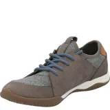 Sneaker Hush Puppies modelo Space, con diseño de paneles en cuero y tejido mesh. Presenta cordones azules, cuello de lycra para mayor ajuste y suela de goma con entresuela de EVA para amortiguación.
