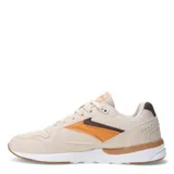 Championes urbanos N+ modelo Alberca, color beige con detalles en naranja y marrón. Presentan diseño acordonado, puntera perforada y suela blanca con base de goma.