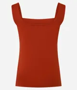 Blusa básica sin mangas marca Cortelle, confeccionada en poliamida con elastano. Presenta un diseño ajustado al cuerpo con escote cuadrado tanto en el frente como en la espalda y breteles medianos.