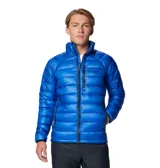 Campera puffer de alto rendimiento Columbia Titanium, diseñada para actividades al aire libre. Presenta un diseño acolchado con aislamiento de plumón de ganso de 700 fill power, tecnología Omni-Heat Arctic para retención de calor y acabado Omni-Shield repelente al agua y manchas. Incluye cierre frontal completo, cuello alto con mentonera, bolsillos laterales y en el pecho con cierre, y dobladillo ajustable.