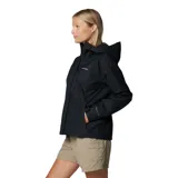 Campera impermeable Columbia modelo Hikebound II, color negro, con capucha ajustable, cierre frontal con solapa, bolsillos con cremallera y puños ajustables.
