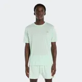 Remera deportiva de manga corta New Balance, color verde menta, con tecnología de secado rápido NB ICEx y logo de la marca estampado en el pecho.