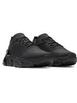 Championes Under Armour modelo UA Halo Trainer, color negro, diseñados para entrenamiento con amortiguación UA HOVR, parte superior perforada para ventilación y suela de goma flexible.