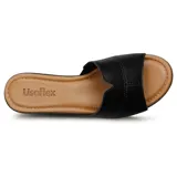 Sandalia casual Usaflex Vanila color azul con base marrón, capellada de cuero y suela Comfy para mayor comodidad.