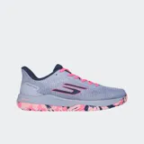 Championes Skechers Viper Court Pro 2.0 color celeste con detalles en azul y rosa. Diseñados para pickleball, con tecnología de malla transpirable, plantilla Arch Fit® y suela Goodyear® Gold.
