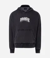 Buzo con capucha de algodón con felpa, color negro con efecto lavado. Presenta bolsillo canguro frontal y estampa con lettering 'Nowhere' en el pecho.