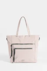 Cartera tipo shopper color beige de nylon, con doble asa de hombro y bolsillos frontales con cierres metálicos y tiradores de cordón negro.