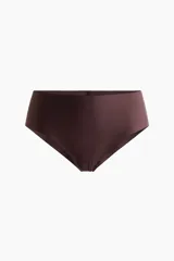 Pack de tres bombachas tipo hipster de microfibra, corte clásico y diseño sin costuras con bordes cortados por láser en tonos neutros marrón, tostado y crudo.