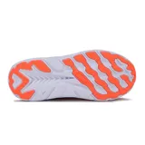 Champion deportivo Diadora modelo Proton para mujer, color blanco con detalles en naranja neón, negro y celeste. Presenta una suela gruesa y texturizada con amortiguación visible y un diseño moderno.