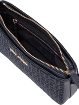 Cartera tipo bandolera de Tommy Hilfiger, confeccionada en poliuretano con patrón jacquard de monogramas en tonos azul marino. Presenta cierre superior con cremallera y detalles distintivos de la marca en los laterales.