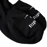 Par de medias invisibles negras de algodón, con logo Rip Curl estampado en blanco.