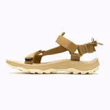 Sandalia deportiva Merrell con diseño ergonómico, confeccionada con tiras de tejido reciclado en color beige. Cuenta con sistema de ajuste mediante velcro y cordón elástico en el talón, montada sobre una suela de goma adherente con tecnología FloatMax para mayor amortiguación.