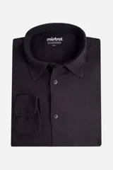 Camisa de manga larga Mistral con textura, corte regular, cuello clásico y cierre frontal con botones.