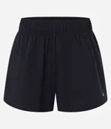 Bermuda deportiva modelo runner de corte holgado, con cintura elástica, bajo redondeado y bolsillo funcional trasero. Confeccionada en tejido de poliéster con elastano.