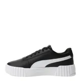 Championes Puma modelo Carina 3.0, de diseño urbano inspirado en los años 80. Presentan una capellada de cuero sintético en color negro con la icónica franja lateral Formstrip en blanco. Cuentan con una suela de plataforma blanca con textura acanalada y plantilla SoftFoam+ para mayor amortiguación.