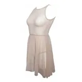 Vestido corto nude de malla transparente con bordes en contraste negro, diseño ajustado con body incorporado y falda evasé ligera.
