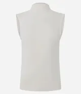 Blusa sin mangas de corte regular, confeccionada en una mezcla de algodón y modal, con cuello alto y diseño ajustado al cuerpo.