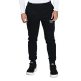 Pantalón de jogging negro con cintura elástica, puños en los tobillos y logo de la marca bordado en blanco en la pierna izquierda.